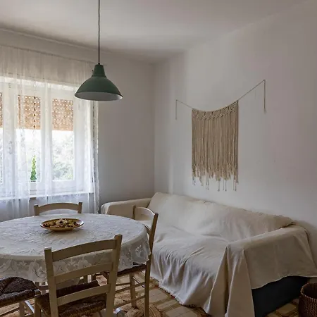 Domo Su Barone Ferienhaus